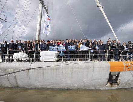 A bord de la goélette Tara, les députés, la plateforme Ocean Climat... un appui fort pour les négociations sur la Haute Mer. Nautisme Article