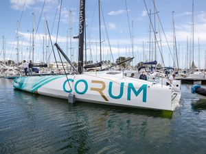 L'IMOCA CORUM L'Epargne de Nicolas Troussel enfin à l'eau !