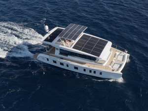 Silent-Yachts s'associe à Ecoworks Marine pour fournir des produits de nettoyage écologiques adaptés aux catas solaires