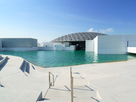 La question de savoir quand nous commencerons à recevoir des visiteurs internationaux est une tout autre affaire. La question de savoir quand nous commencerons à recevoir des visiteurs internationaux est une tout autre affaire.