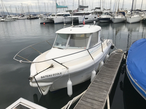 Daniel Dumont co-gérant d'un bateau-école à Hyères : « le travail reprend doucement... avec des aménagements ! »