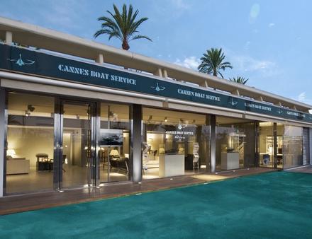 Agent exclusif Riva pour la France et la Principauté, la société monégasque dispose de bureaux également à St Tropez ou comme ici à Cannes. Nautisme Article