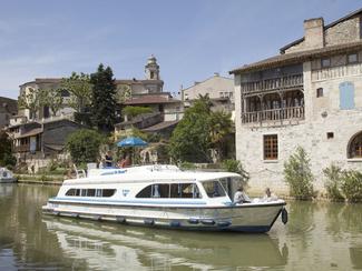 Le Boat : « Le tourisme fluvial est la...