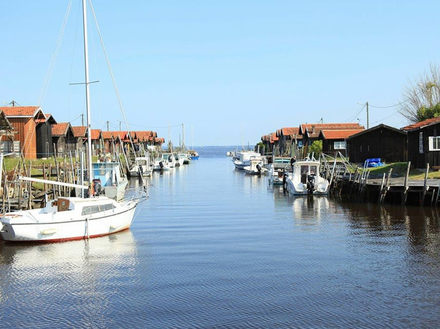 Même au risque de perdre des clients, environ 80% des commerçants d'Arcachon imposent le port du masque au sein de leurs locaux