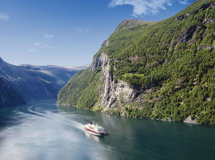 Le MS Nordlys à Geiranger, Norvège.