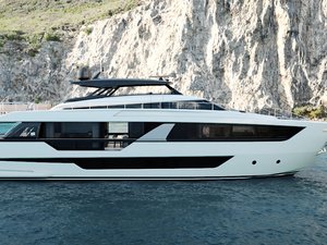 Ferretti dévoile son navire amiral