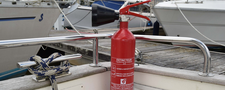 Extincteur CO2 recommandé pour le moteur et les installations électriques