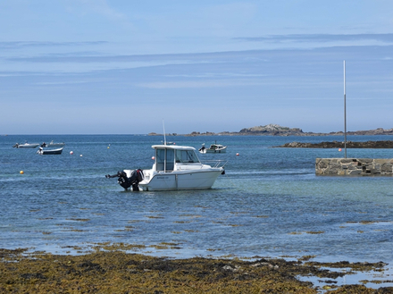 Mouillage sur la côte Est de Guernesey Mouillage sur la côte Est de Guernesey
