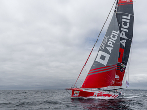 Vendée-Arctique :  Damien Seguin abandonne