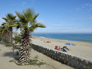 A La Rochelle ou Argelès, le masque est désormais obligatoire dans les zones fréquentées
