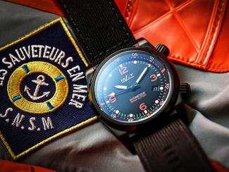 Une montre MAT Black Edition en série limitée...