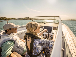 Volvo : entretien d'un moteur in-bord selon les prescriptions du constructeur