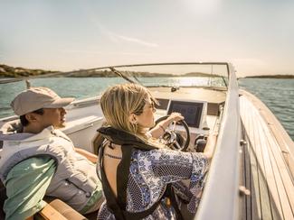 Volvo : entretien d'un moteur in-bord selon...