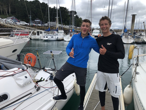 Nouveau record SNSM en MINI 6.50 par Alexis Gayet et Mathis Bourgnon