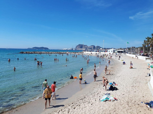 Covid-19 : les gestes barrières sont-ils bien respectés dans les ports en Méditerranée ?