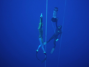 Deux nouveaux records de France d'apnée en profondeur pour Marianna Gillespie