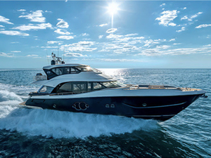 Monte Carlo Yachts dévoile le nouveau MCY 76 Skylounge