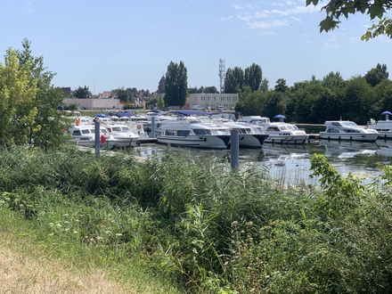 Base Le Boat à Saint-Jean-de-Losne (21)