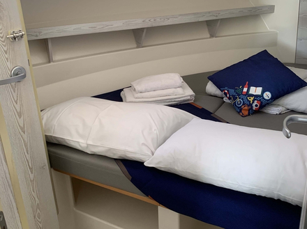 L'Horizon 4 est équipé de 4 cabines, dont 2 cabines avec lit double. L'Horizon 4 est équipé de 4 cabines, dont 2 cabines avec lit double.