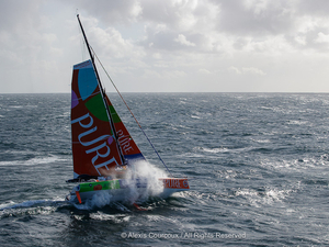Vendée Globe 2020 : Pure poursuit l'aventure avec Romain Attanasio