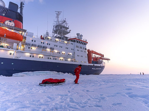 L'expédition Polarstern rentre au port, alarme pour la banquise