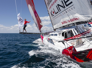 Vidéo : dans les coulisses de la préparation du Vendée Globe pour Sam Davies / Initiatives-Coeur