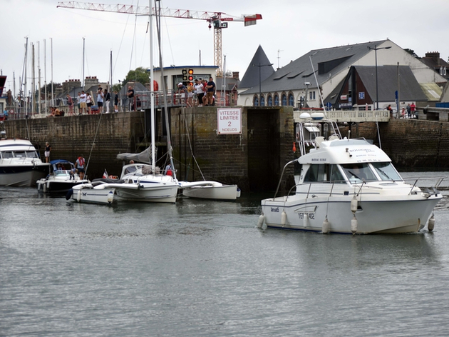 Sortie de l'écluse Nautisme Article