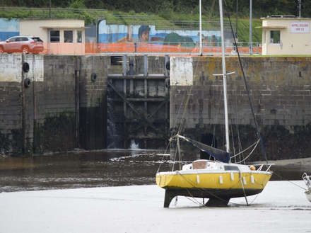 Mouillage devant l'écluse Mouillage devant l'écluse