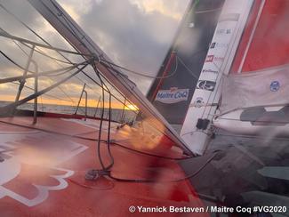 Vendée Globe : au baston... ou à la prudence