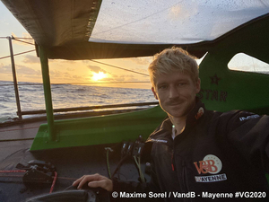 Vendée Globe / V and B – Mayenne en difficulté cette nuit, Maxime Sorel garde le moral