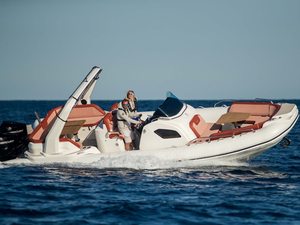La nouvelle gamme phare de Zodiac Nautic équipée de solutions Dometic