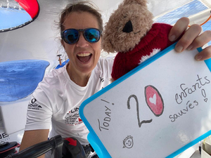 Déjà 20 enfants sauvés et un top 10 pour Sam Davies