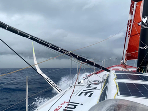 En exclu : le carnet de bord de Sam Davies, pour sa 2e semaine de course