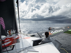 Sodebo Ultim 3 prend un peu de retard sur le record de Joyon