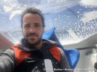 Louis Burton : « J'essaie de garder mon bateau...