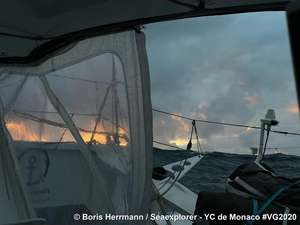 Vendée Globe : réparation de grand-voile pour Boris Herrmann