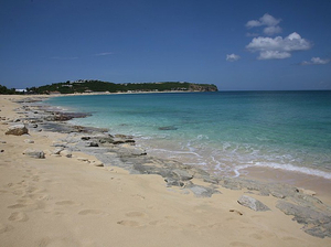 Saint-Martin : reprise de la baignade le 22 décembre après l'attaque de requin