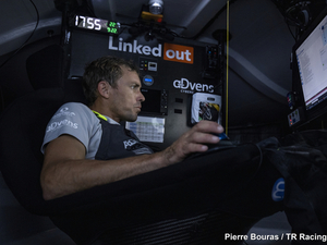 Thomas Ruyant tente une option