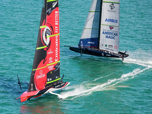 Emirates Team New Zealand remporte la PRADA ACWS à Auckland