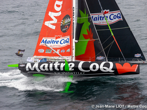 Yannick Bestaven creuse l'écart