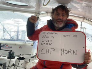 Yannick Bestaven au Cap Horn 