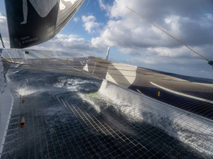 Trophée Jules Verne : à vive allure sur l'autoroute des alizés...