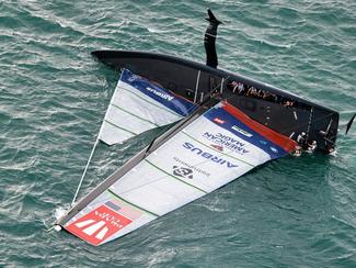Prada Cup : Les Américains chavirent, les...