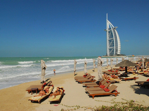 En pleine pandémie, Dubaï attire les touristes fuyant les confinements