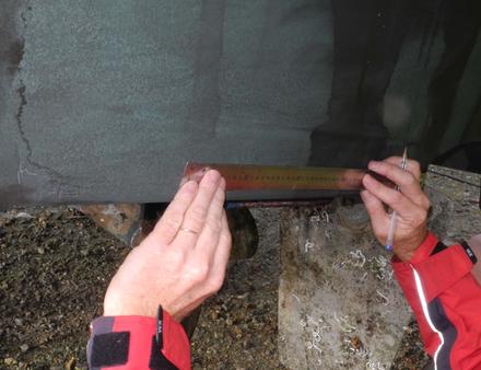 Les flaps doivent être installés 1 cm au-dessus du bord de la coque Nautisme Article