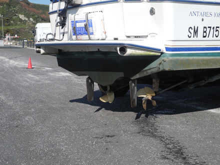 Antarès avant montage des flaps Nautisme Article