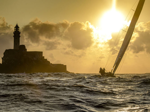 Fastnet : le phare au bout du tunnel