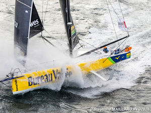 Louis Burton rachète l'IMOCA d'Armel Tripon qui devient Bureau Vallée 3