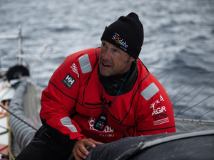 Helly Hansen présente son nouveau Smock Top conçu avec le skipper Thomas Coville
