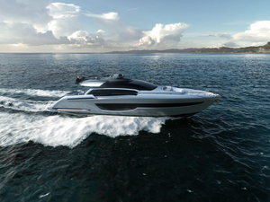 Riva 76' Perseo Super : un nouveau sport-fly encore plus sportif à découvrir à Cannes